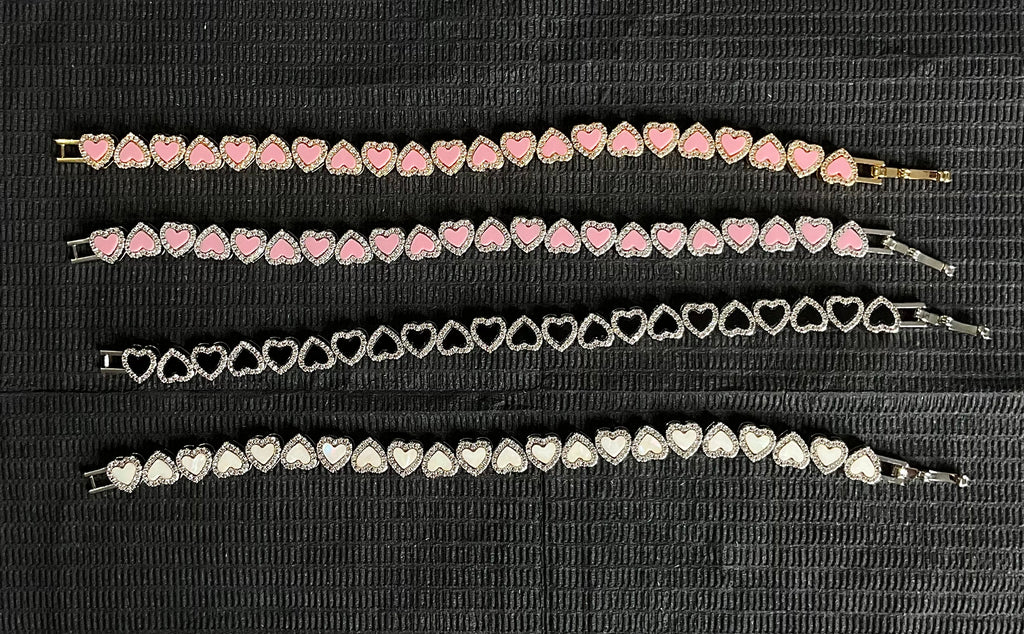 HEARTS all around bracelet