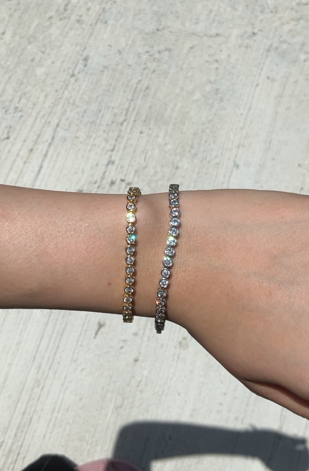 Tennis bracelet
