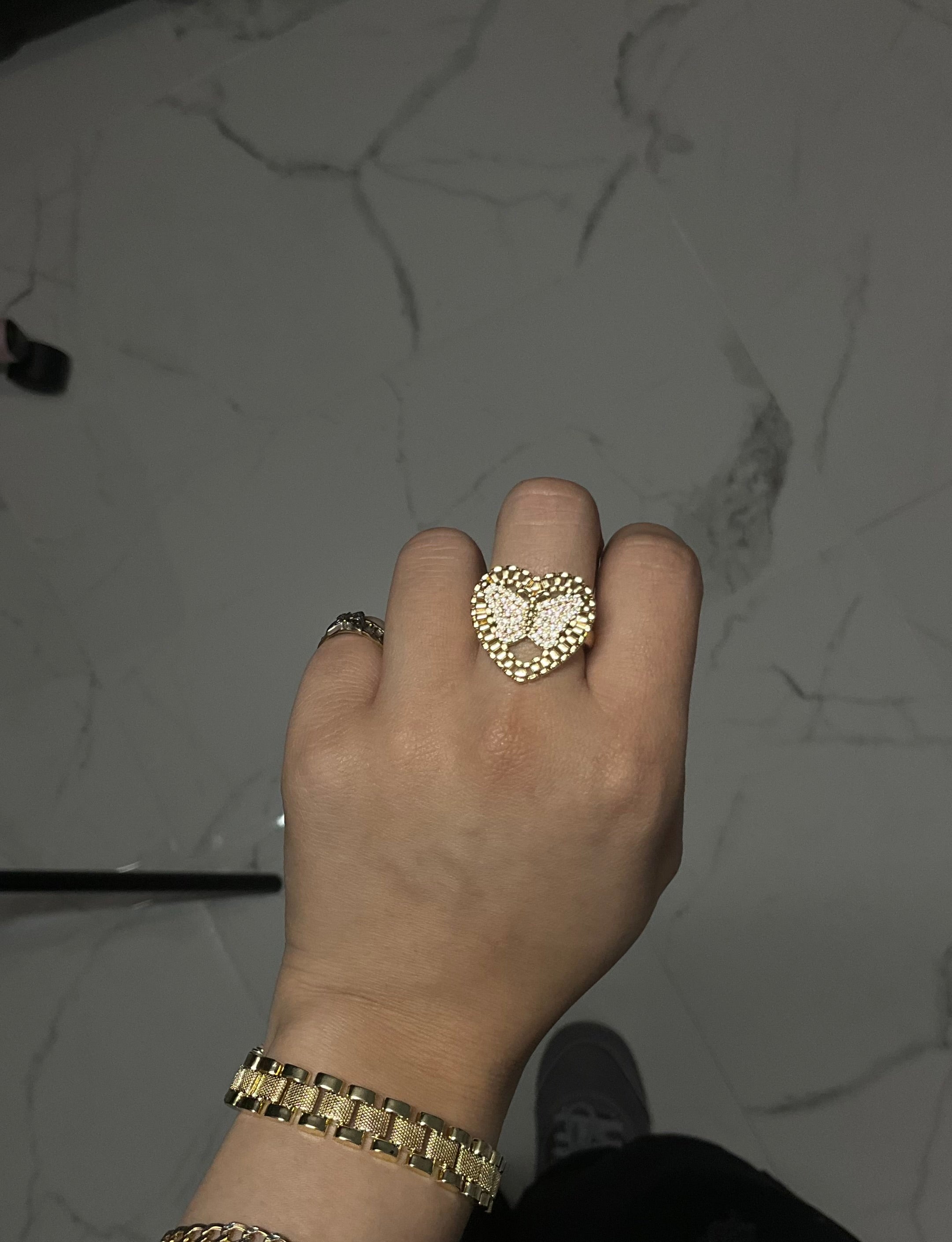 Hearts in flight ring