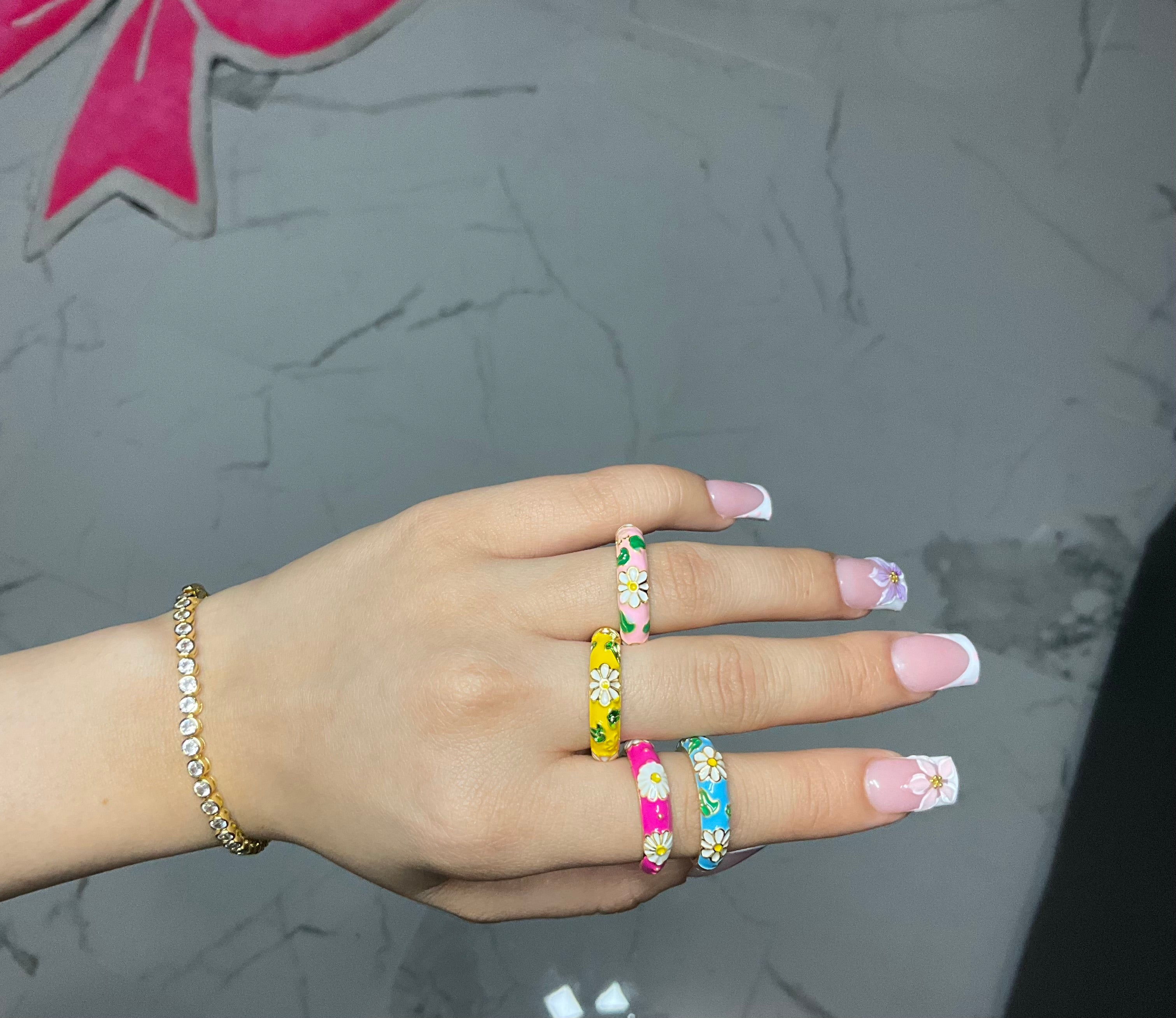 Daisy rings