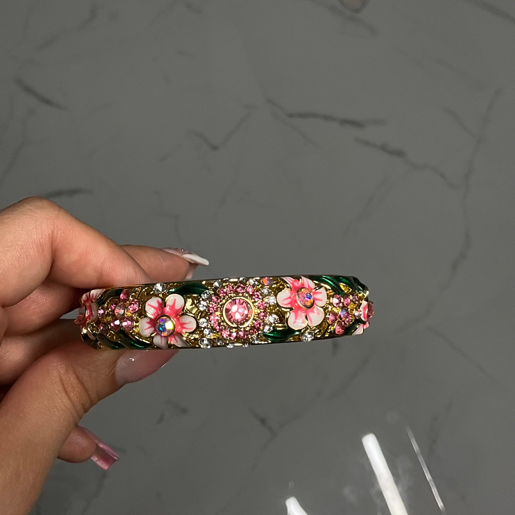 Pink flowers bangle