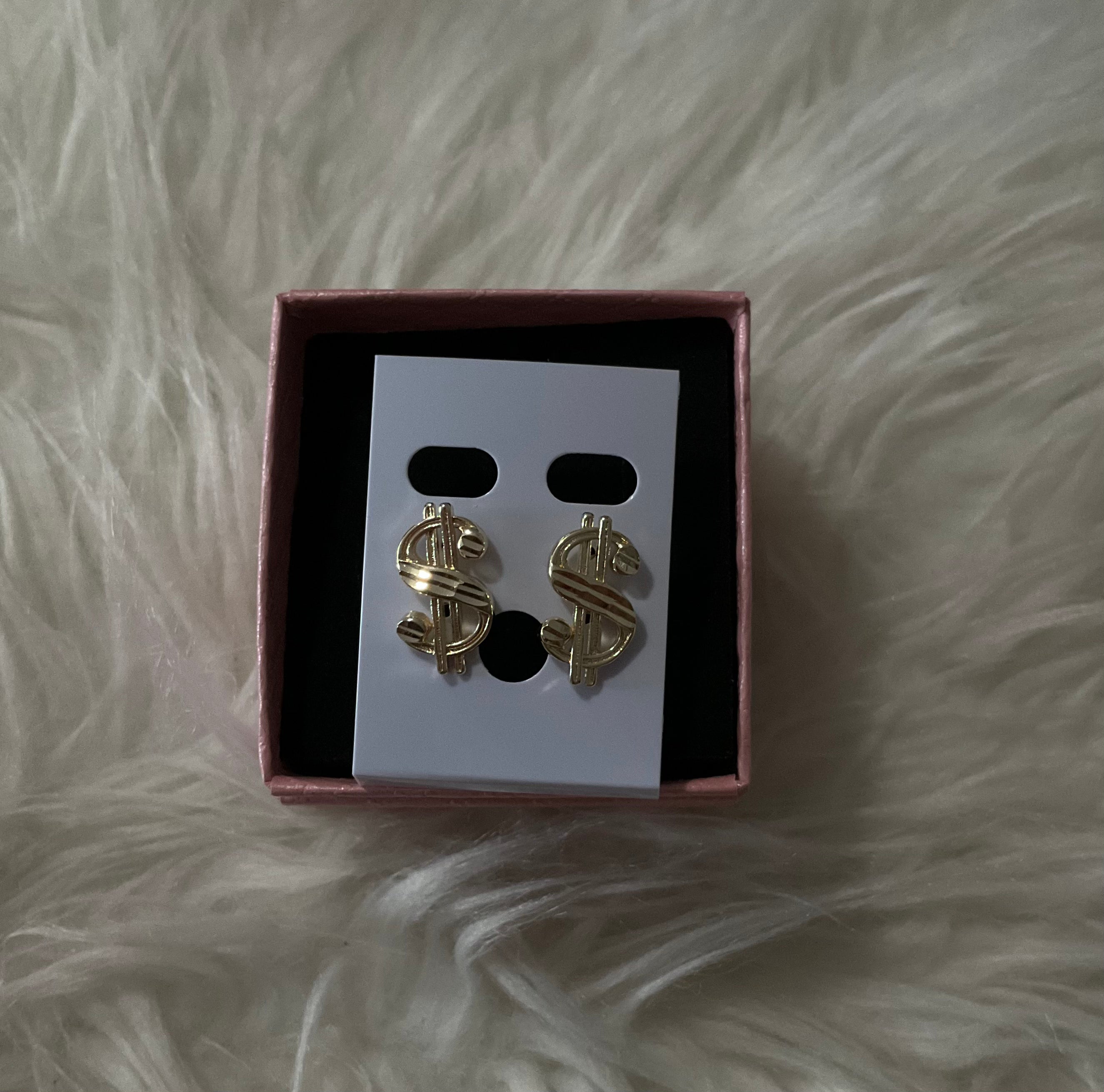 Earring$