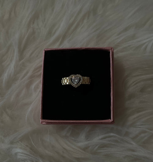 Crystal heart ring