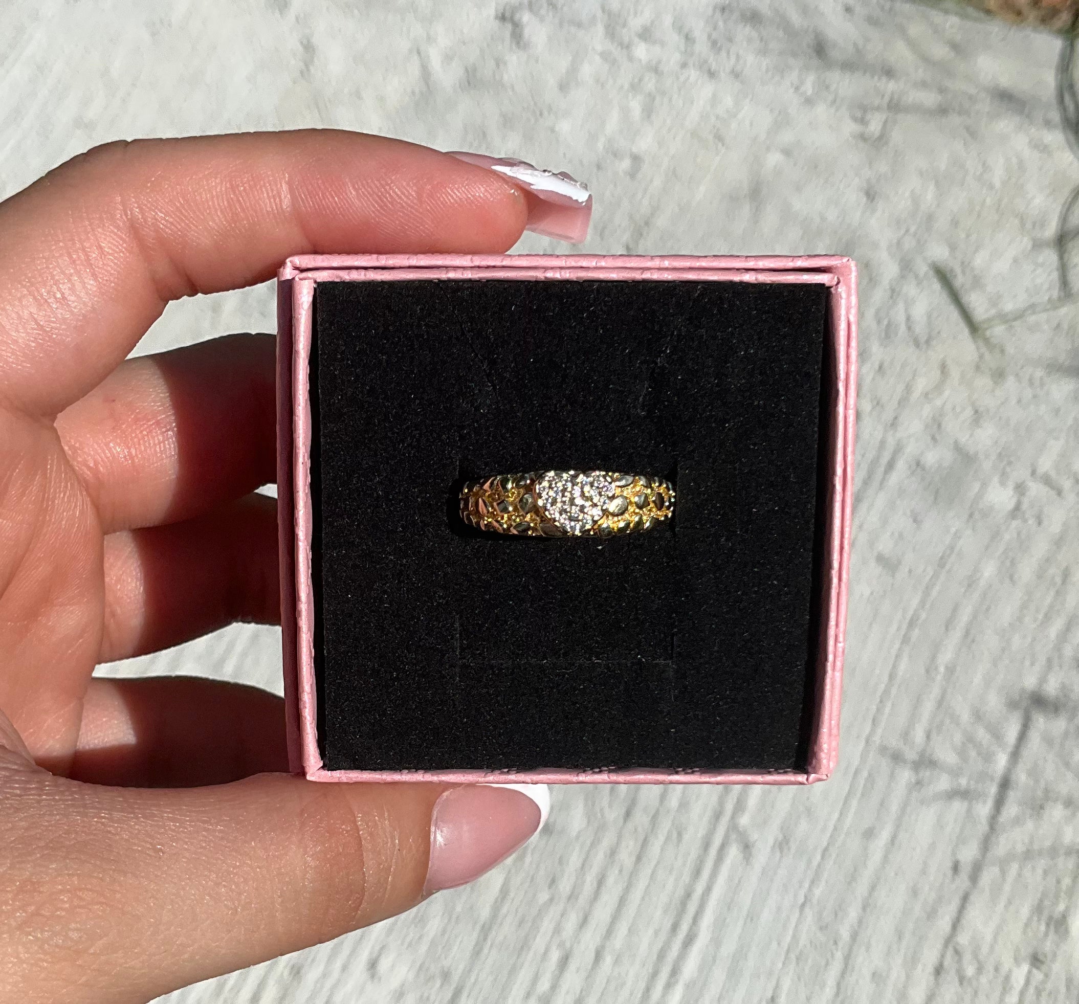 Mini heart nugget ring